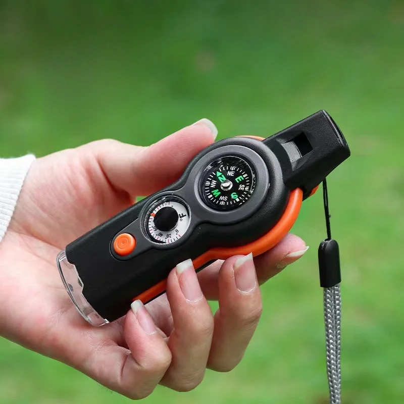 صفارة متعددة الوظائف 7 في 1 مد - مراجعة Travel Accessories Guide وسعره