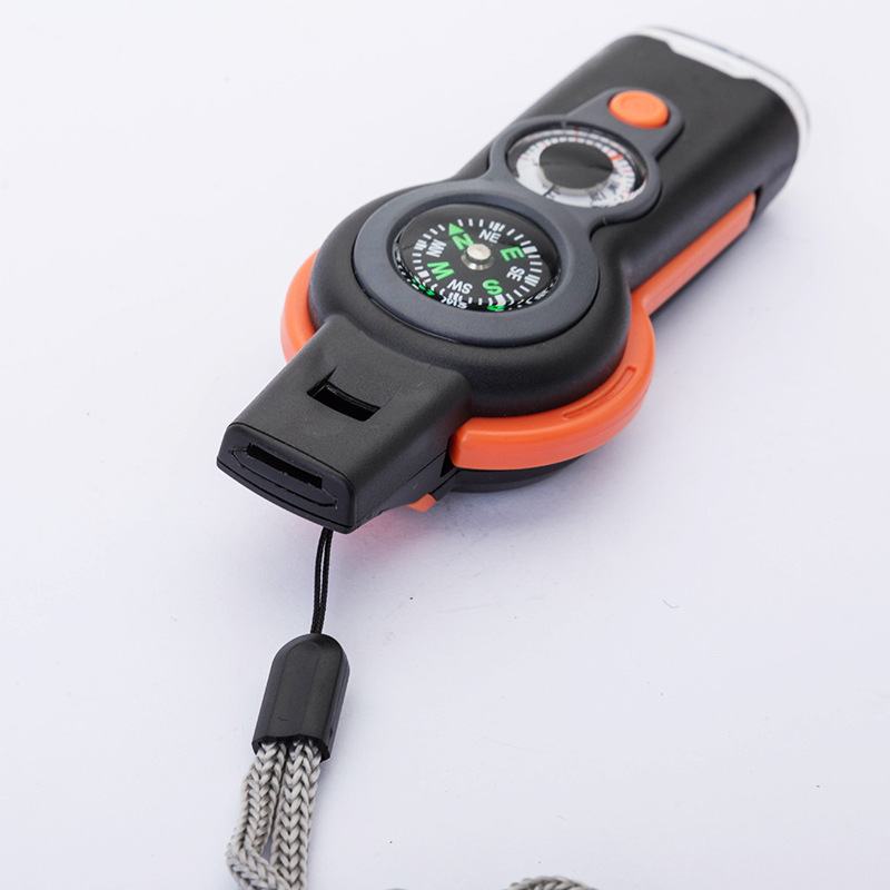 صفارة متعددة الوظائف 7 في 1 مد - مراجعة Travel Accessories Guide وسعره